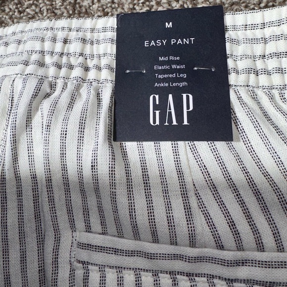 Women’s GAP Easy Pant - Picture 4 of 4